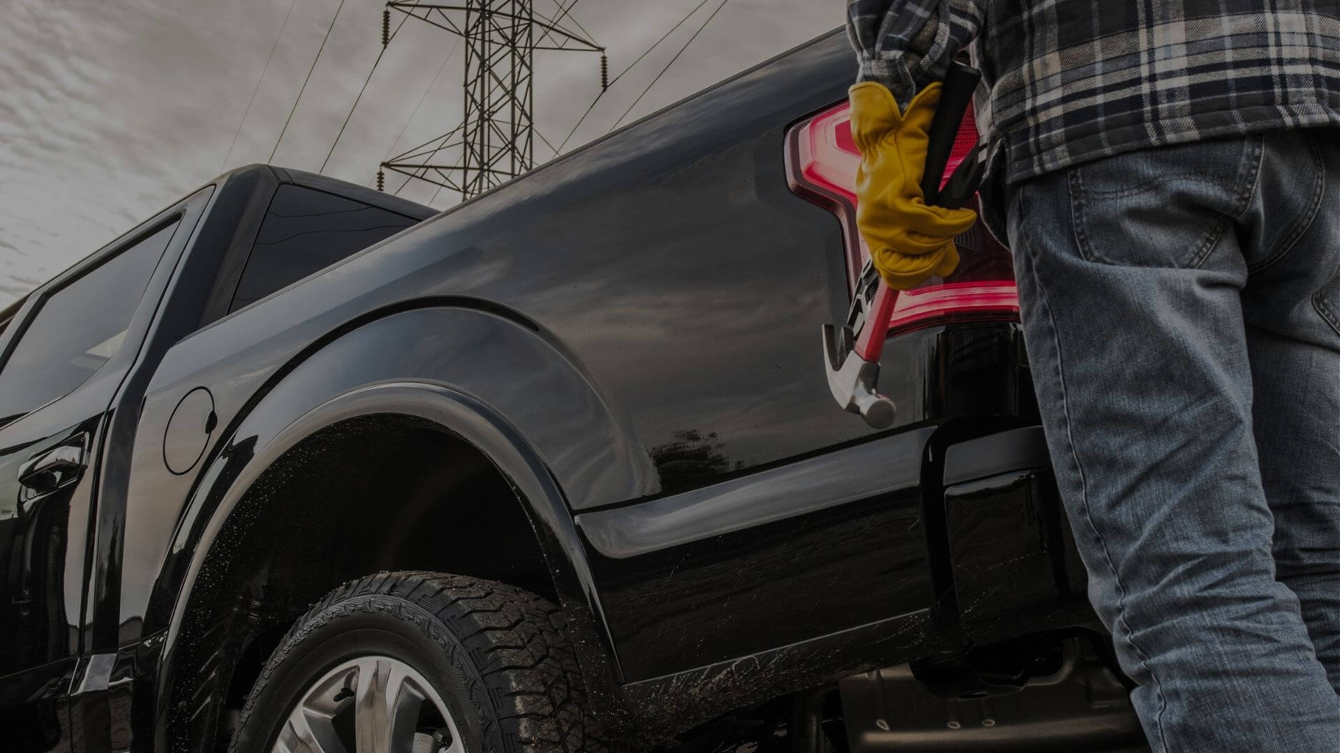 Fencing contractor in Stockton, CA walking next to his truck